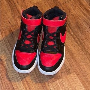 Nike Court Borough Mid 2 Grade School Boys' Shoe